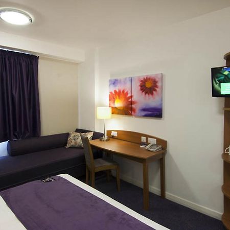 Premier Inn South Mimms/Potters Bar Bilik gambar